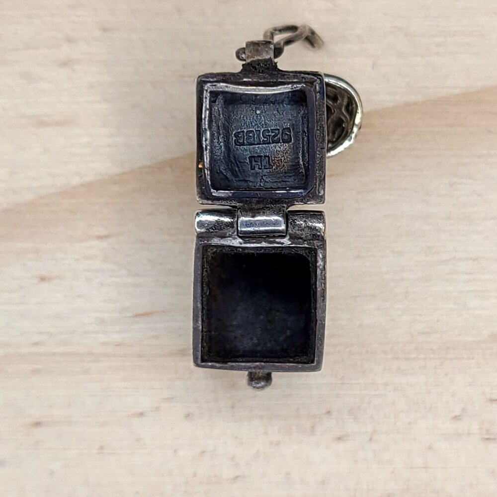 Vintage Sterling Silver 925 Hinged Prayer Box Pendant Charm 3.7g 1/2" Religious - Picture 11 of 12